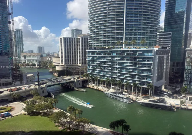 465-brickell-1504-miami-fl-33131/hzid_841470e0