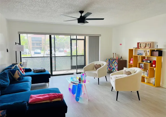 4040-n-hills-dr-7-hollywood-fl-33021/hzid_02df66f7