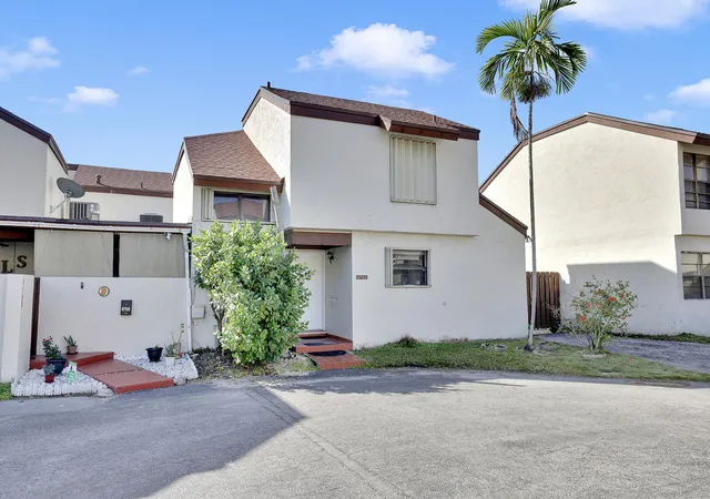 9702-nw-5th-ln-9702-miami-fl-33172/hzid_3af5add8