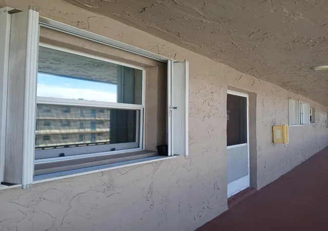 721-lori-dr-309-palm-springs-fl-33461/hzid_36a61b35