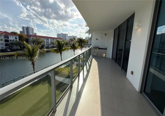 3250-ne-188th-st-204-aventura-fl-33180/hzid_28e9f80d
