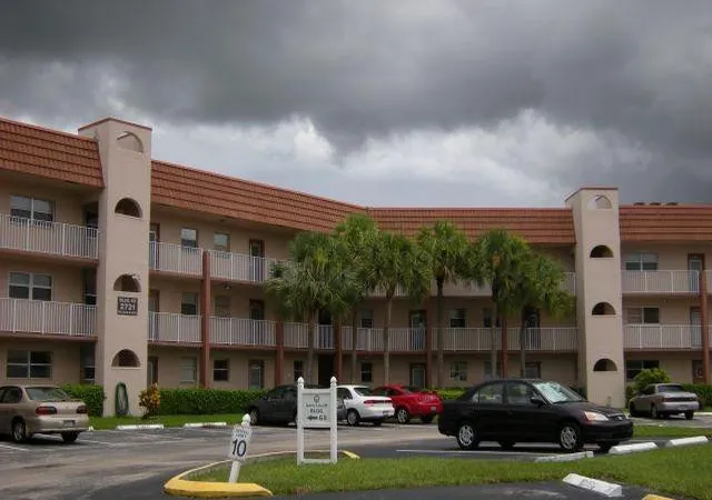 8040-n-sunrise-lakes-dr-303-fort-lauderdale-fl-33322/hzid_c338b3f3