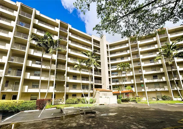3940-inverrary-blvd-701a-lauderhill-fl-33319/hzid_77ede610