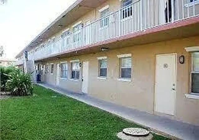 101-ne-41st-st-f101-oakland-park-fl-33334/hzid_ddd75549