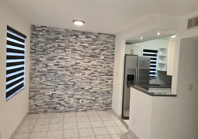 5375-sw-40th-ave-105-fort-lauderdale-fl-33314/hzid_c496b2fb