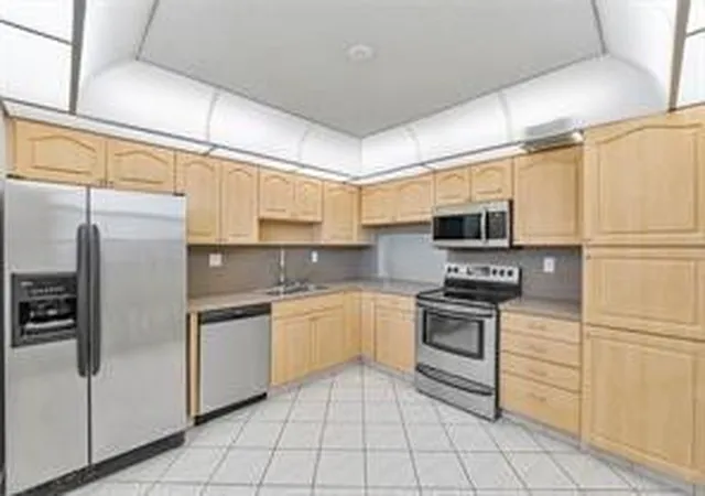 4930-e-sabal-palm-blvd-402-tamarac-fl-33319/hzid_4d200f6f