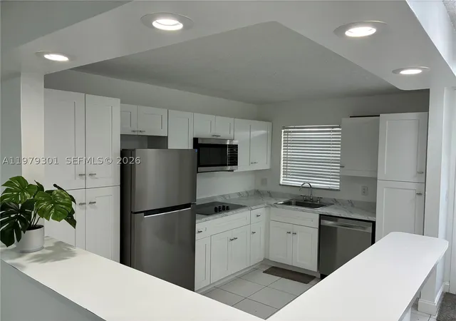 609-s-state-road-7-2c-margate-fl-33068/hzid_aac4904a