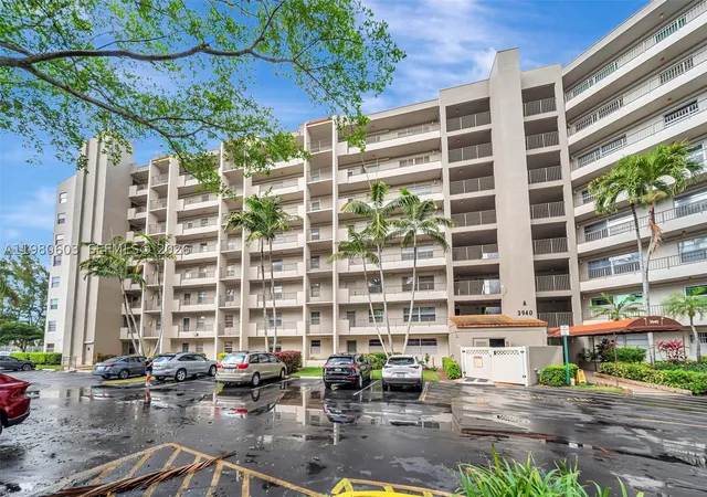 3940-inverrary-blvd-303-a-lauderhill-fl-33319/hzid_05626bf0