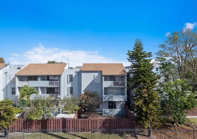 1725-w-60th-st-f126-hialeah-fl-33012/hzid_1bb567b5