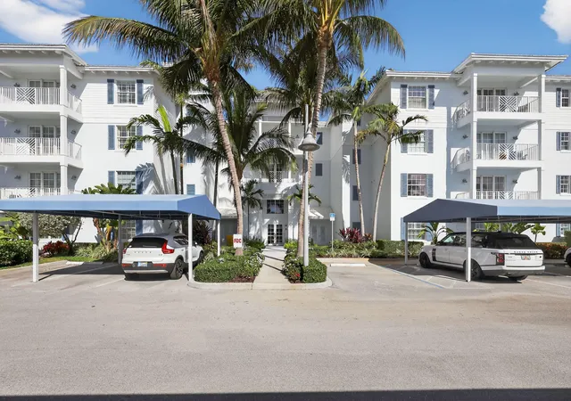 915-bay-colony-dr-s-juno-beach-fl-33408/hzid_046165b4