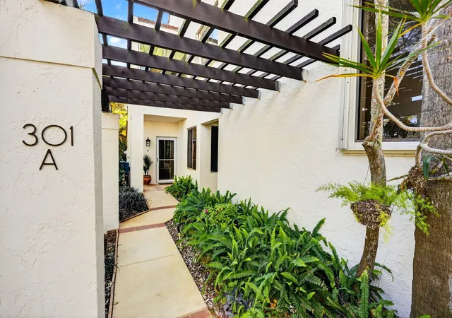 301-sea-oats-dr-a-juno-beach-fl-33408/hzid_a512ea99