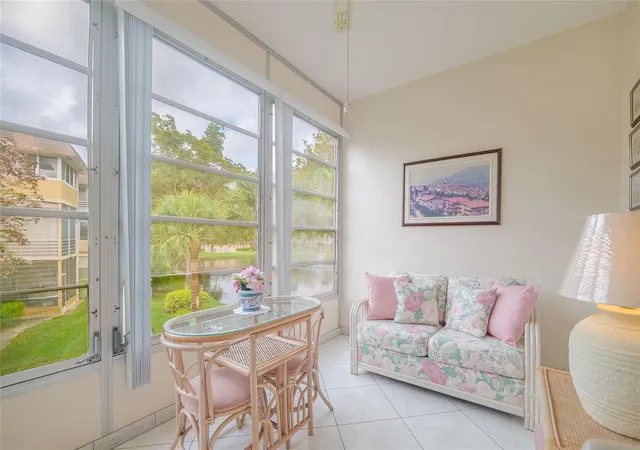 3431-nw-50th-ave-213-lauderdale-lakes-fl-33319/hzid_22f388d5