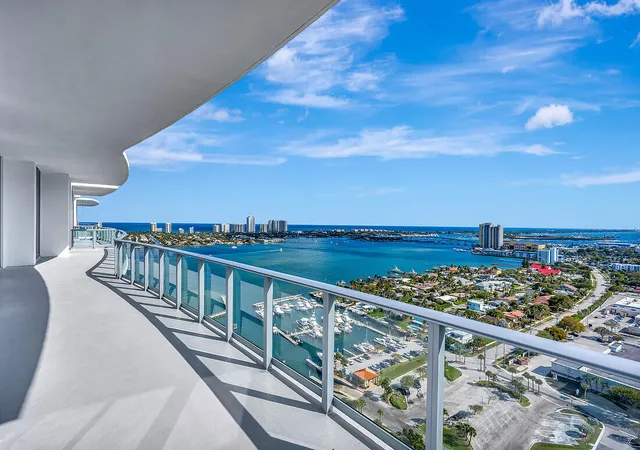 220-lake-shore-dr-2411-lake-park-fl-33403/hzid_5f010189