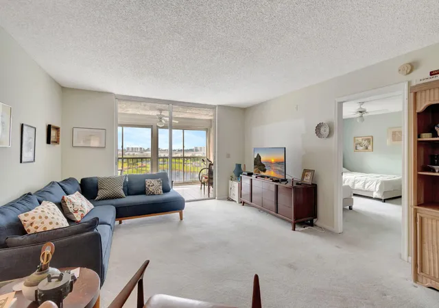 14575-bonaire-boulevard-402-delray-beach-fl-33446/hzid_568a2eb4