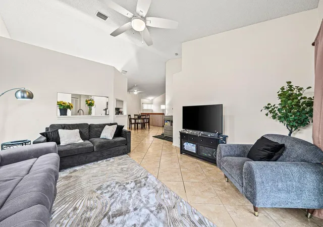 16-via-de-casas-sur-204-boynton-beach-fl-33426/hzid_c0de52e1