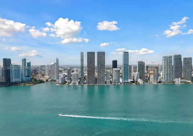 700-ne-24rd-st-ph-5802-miami-fl-33137/hzid_5fcced87