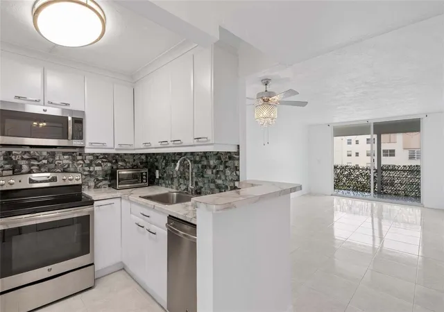 2841-somerset-dr-311-lauderdale-lakes-fl-33311/hzid_f377b990