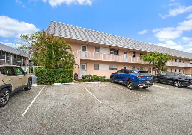 18081-se-country-club-dr-6-51-jupiter-fl-33469/hzid_d23c98c5