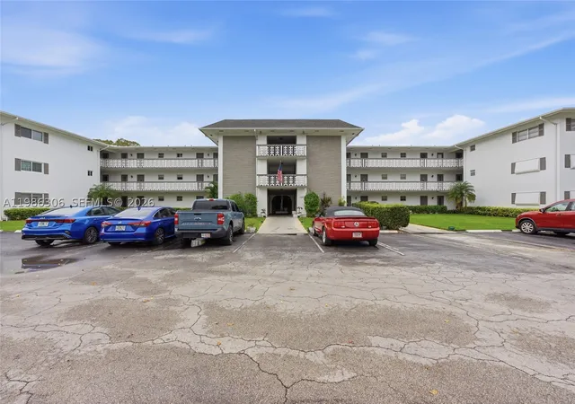 1201-hillcrest-ct-209-hollywood-fl-33021/hzid_945274ce