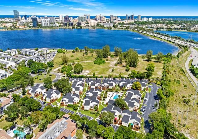 637-executive-center-dr-n105-west-palm-beach-fl-33401/hzid_0d6d8408