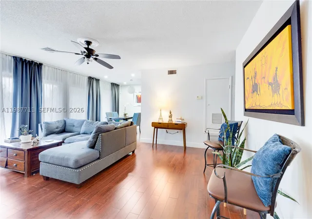 8390-n-missionwood-cir-d-18-miramar-fl-33025/hzid_95766347
