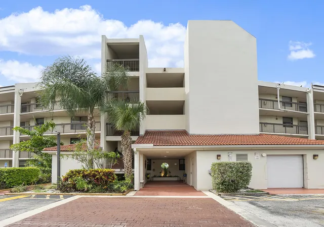 116-lake-emerald-dr-403-oakland-park-fl-33309/hzid_0298c627