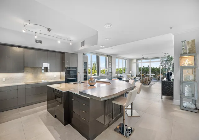701-se-21st-ave-301-deerfield-beach-fl-33441/hzid_64bf37ea