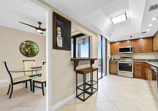 5951-wellesley-park-dr-apt-702-boca-raton-fl-33433/hzid_9e39aa08