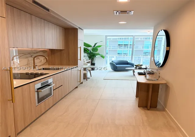 77-se-5th-street-2709-miami-fl-33131/hzid_592af4ab