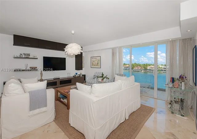 19707-e-turnberry-way-5e-aventura-fl-33180/hzid_4f541caf