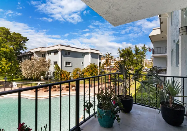 3004-ne-5th-ter-ne-apt-210c-fort-lauderdale-fl-33334/hzid_fd7faf71