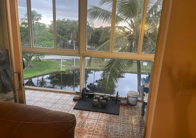 1101-nw-58th-ter-404-sunrise-fl-33313/hzid_fa2ccc92