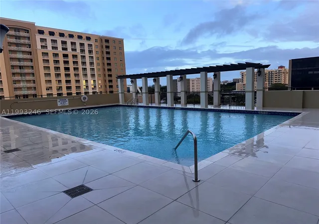 4242-nw-2nd-st-1116-miami-fl-33126/hzid_45f64b5e