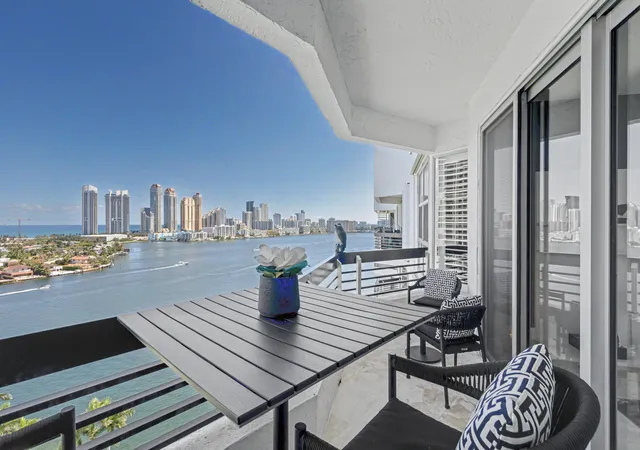 3600-mystic-pointe-dr-ph16-aventura-fl-33180/hzid_16a0d5bd