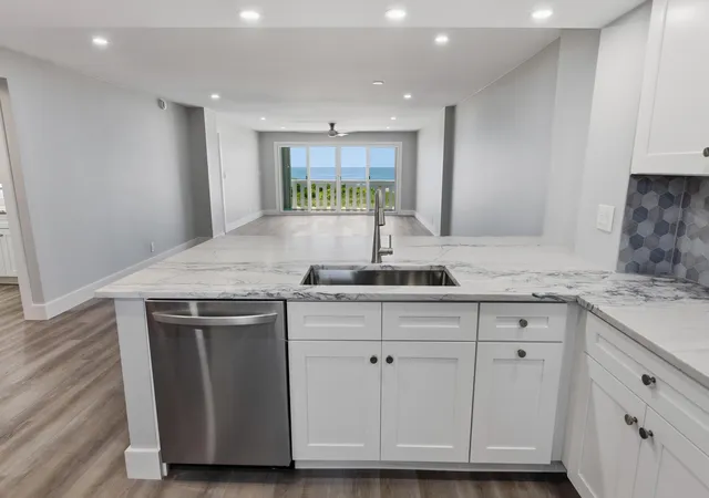 1012-n-ocean-blvd-202-pompano-beach-fl-33062/hzid_831aca65