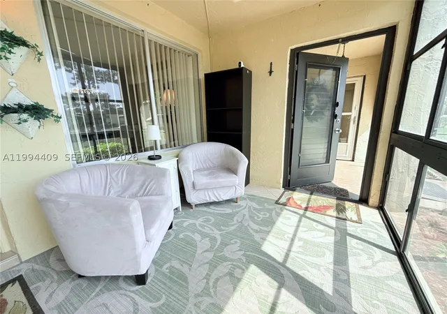 340-pine-ridge-cir-c-1-green-acres-fl-33463/hzid_21d66622