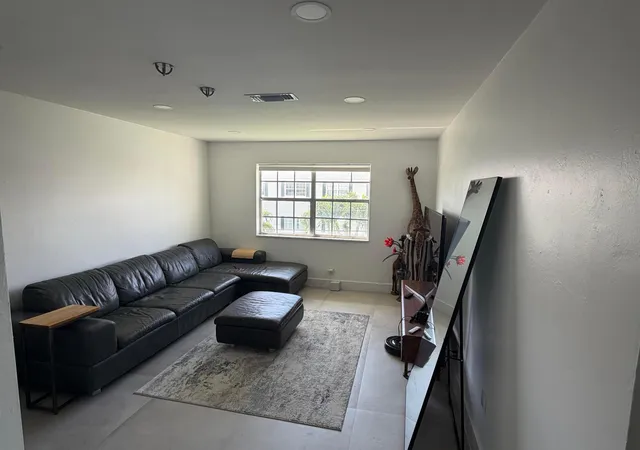 298-sw-6th-st-2080-boca-raton-fl-33432/hzid_5ade3bec