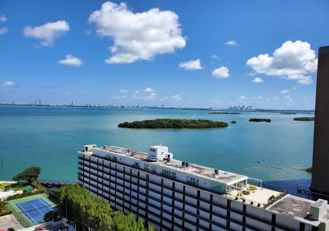 780-ne-69th-st-1707-miami-fl-33138/hzid_ceed38f4