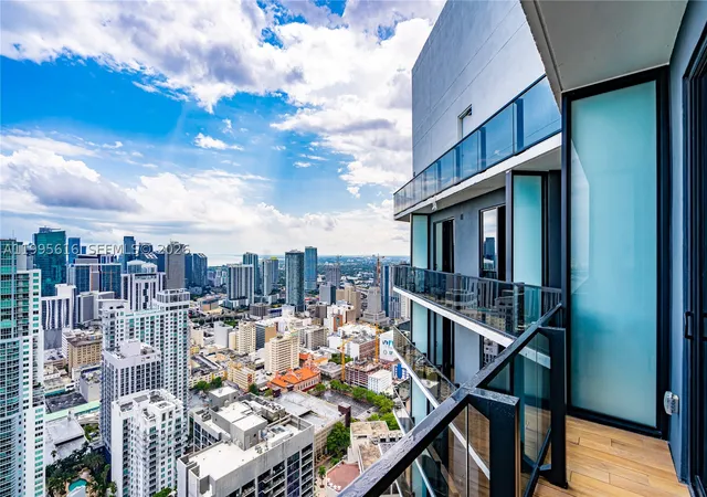 398-ne-5th-st-4412-miami-fl-33132/hzid_902b8329