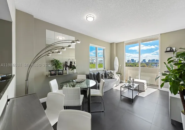 3000-coral-way-416-miami-fl-33145/hzid_32782187