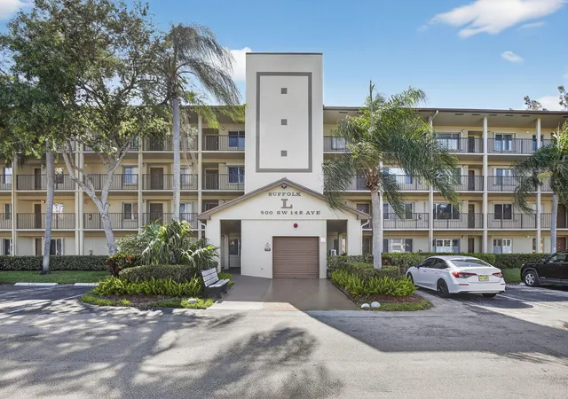 900-sw-142nd-ave-305l-pembroke-pines-fl-33027/hzid_2d10b718