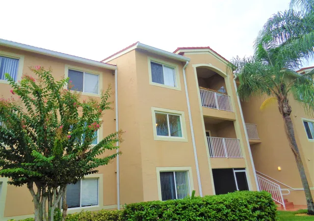 1650-n-42nd-cir-206-vero-beach-fl-32967/hzid_4d165294