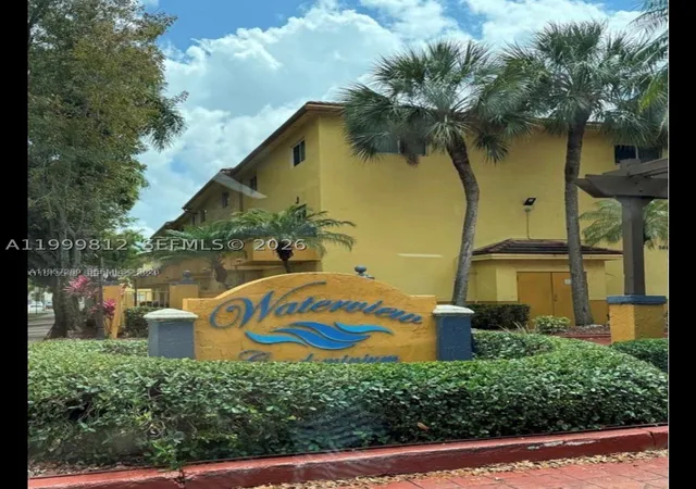 8270-sw-149th-ct-10-209-miami-fl-33193/hzid_2253737a