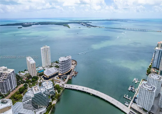 495-brickell-ave-ph-5703-miami-fl-33131/hzid_fbea9716