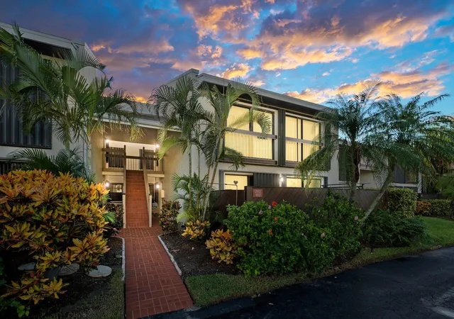 3225-s-lakeview-cir-22-202-fort-pierce-fl-34949/hzid_d891b308