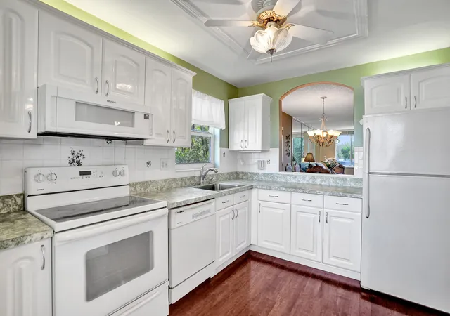 6670-royal-palm-blvd-201-k-margate-fl-33063/hzid_aa078573