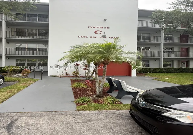 1401-sw-134th-way-106c-pembroke-pines-fl-33027/hzid_5de8e1ac