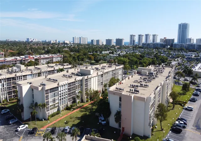 851-three-islands-blvd-411-hallandale-beach-fl-33009/hzid_c649aaac