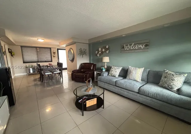 301-golden-isles-dr-409-hallandale-beach-fl-33009/hzid_cb4af433