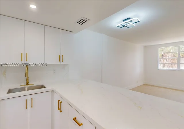 1333-e-hallandale-beach-blvd-326-hallandale-beach-fl-33009/hzid_44b724f2